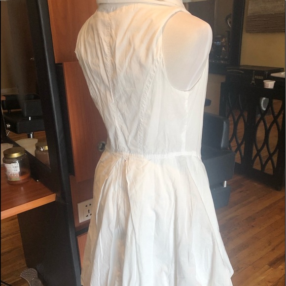 Dress - Picture 3 of 4